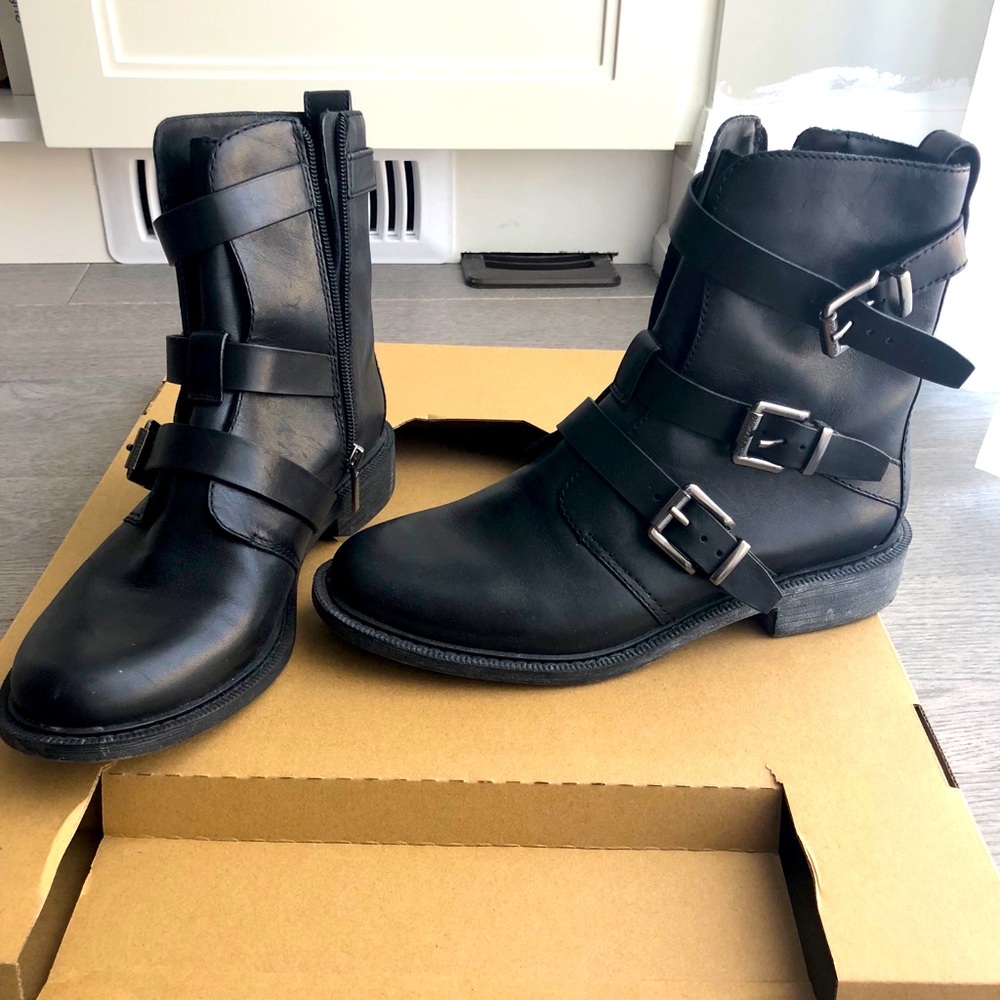 Vince Camuto Leather Boots